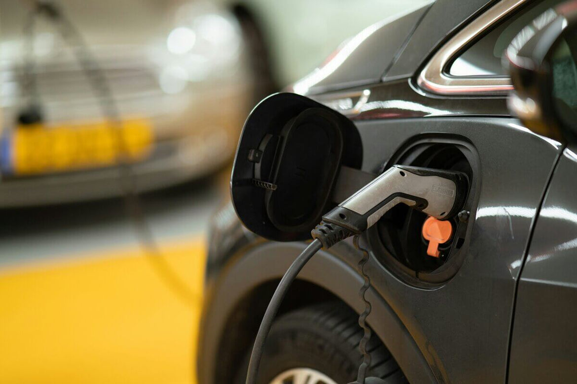 În cât timp se încarcă o mașină electrică - Alternativo.RO
