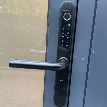 Yala inteligenta cu interax reglabil TTLock