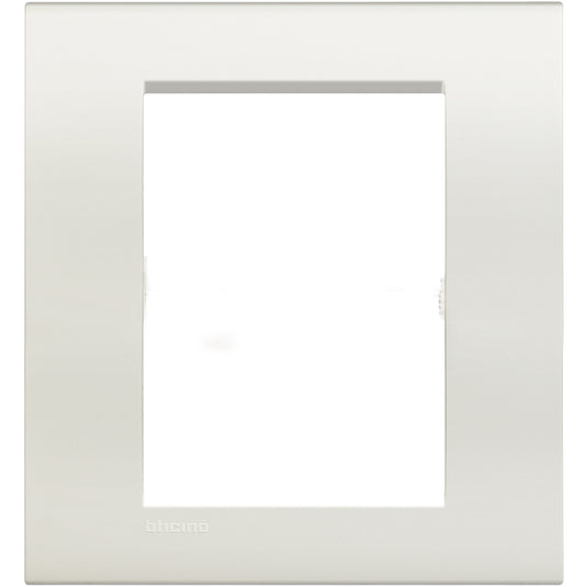 Rama ornament, 6 module (3m+3m), finisaj Alb, Living Light LNA4826BI