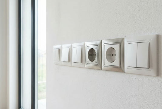 Cum alegi aparatajul electric potrivit: ghid complet pentru prize și întrerupătoare - Alternativo.RO