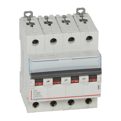 Intrerupator automat DX³, tetrapolar, 50A, curba C, 6kA, 4 module, Legrand 407933, alternativo.ro