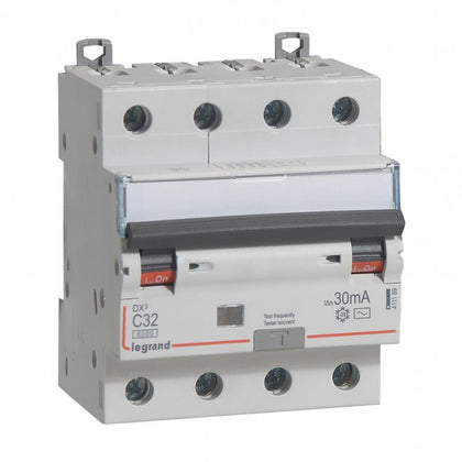 Disjunctor diferential DX³, tetrapolar, 32A, curba C, 6kA, tip AC, 30mA, 4 module, Legrand 411189, alternativo.ro