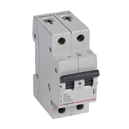 Intrerupator automat RX³, bipolar, 32A, curba C, 4.5kA, 2 module, Legrand 419700, , alternativo.ro