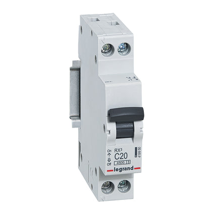 Sigurantă automată RX³, fază+nul, 20A, curbă C, 4500A, 1 modul, Legrand 419950, , alternativo.ro