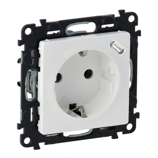 Priza simpla schuko, 2P+T, 16A, cu USB Tip C, 5V, 1.5A, alb, Valena Life 753135