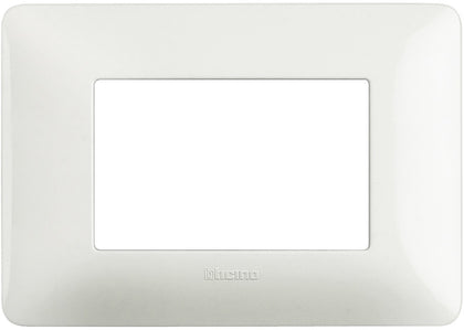 Rama ornament, 3 module, Alb, Matix AM4803BBN, , alternativo.ro