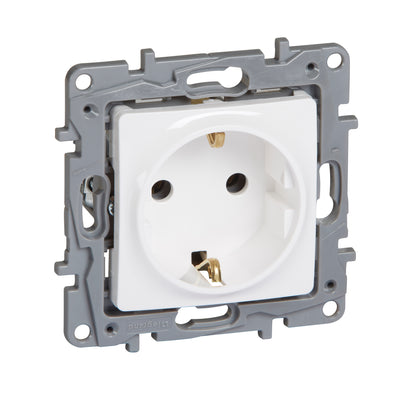 Priza simpla, cu contact de protectie 2P+T, 16A, alb, Niloe 764539, , alternativo.ro